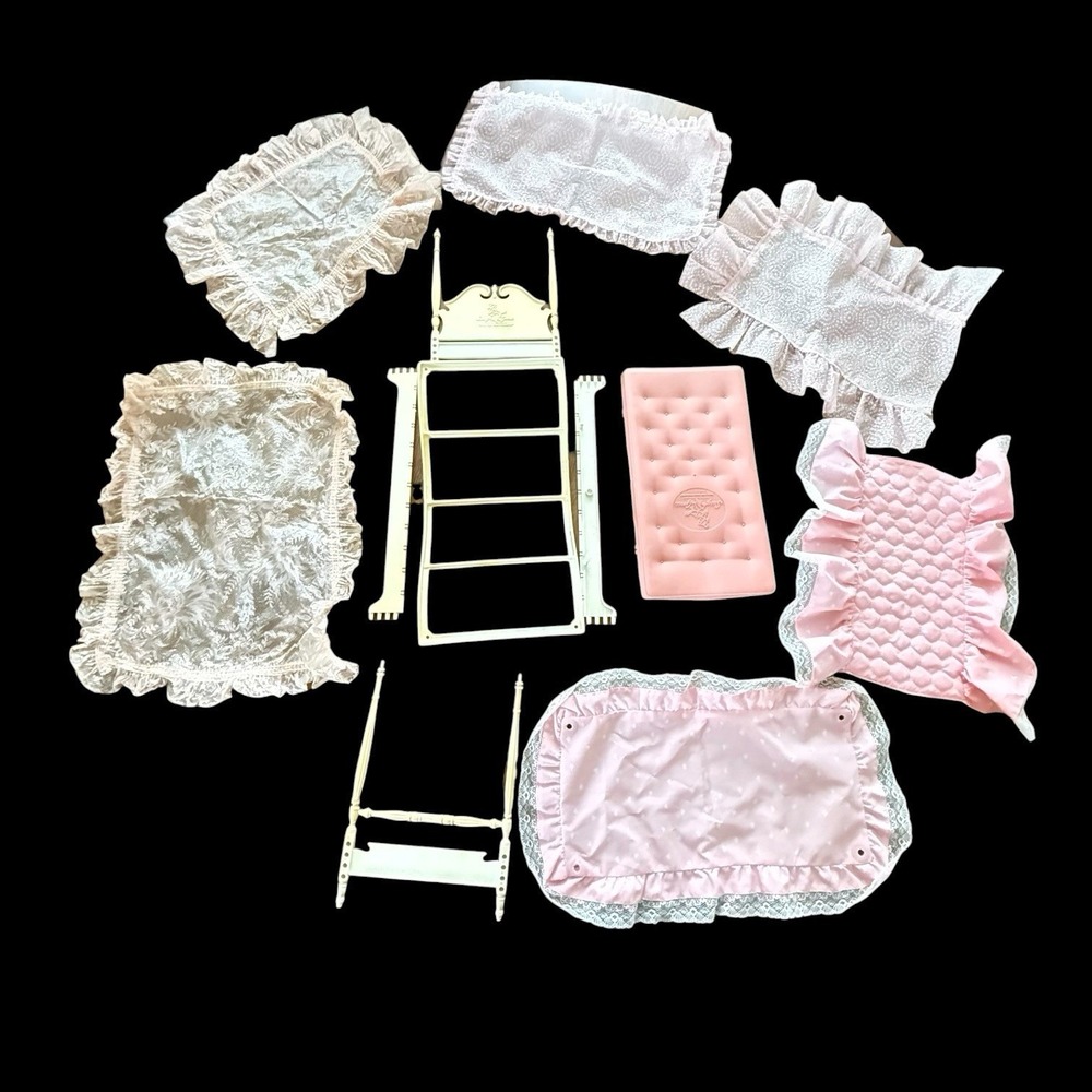 Susy Goose Barbie Canopy Bed Lot 1960s Doll Furniture Mattress Bedspread Vintage